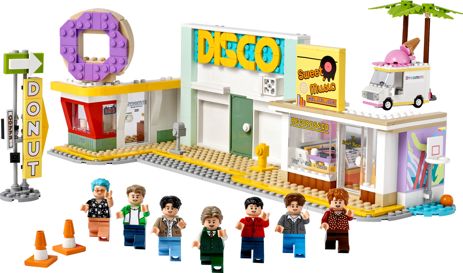 Sindsro sund fornuft Kamel BTS Dynamite 21339 | Ideas | Buy online at the Official LEGO® Shop US