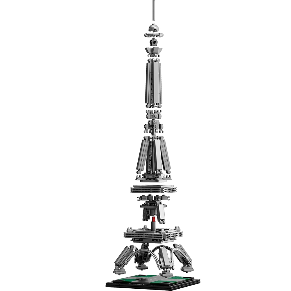 Une tour Eiffel en Lego de 5,20 m et 150.000 pièces érigée à Versailles