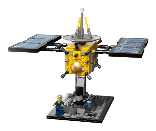 Hayabusa — LEGO set 21101