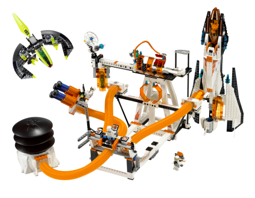 MB-01 Base comando Aquila — set LEGO 7690